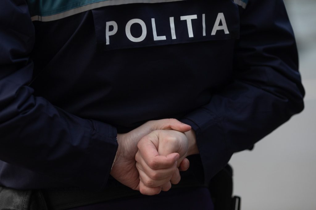 Un jandarm a sesizat procurorii că polițistul pe care îl însoțea în misiuni ia șpagă / „Viaţa mea după acest denunţ a devenit un iad. Au avut grijă să îmi ia tot ce se putea lua, mai puţin demnitatea”