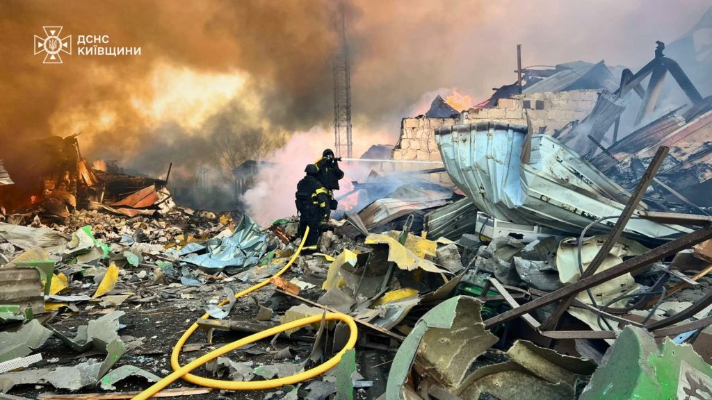 97 de răniți în Kiev după atacul rusesc cu rachete Oreșnik / Muzeul Național Cernobîl, avariat