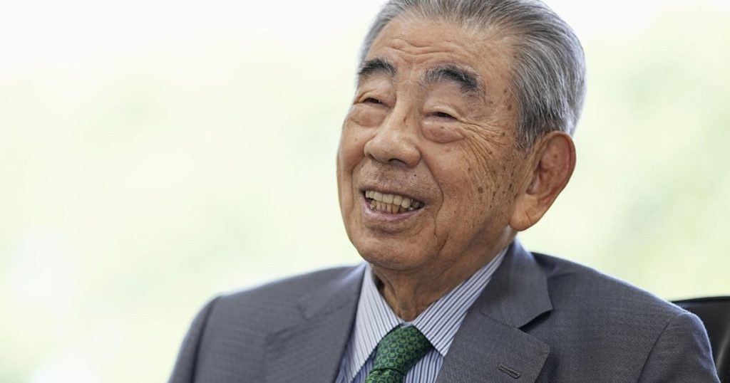 A murit Toshifumi Suzuki, părintele magazinelor de proximitate din Japonia și fondatorul 7-Eleven. Povestea unui vizionar care a transformat comerțul global