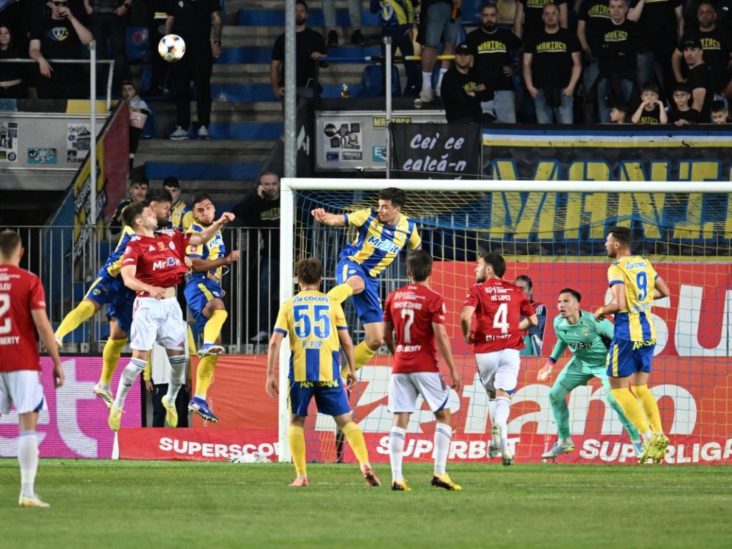 Situație grea la un club de tradiție din Superliga. Președintele a dezvăluit cu ce se confruntă după terminarea sezonului