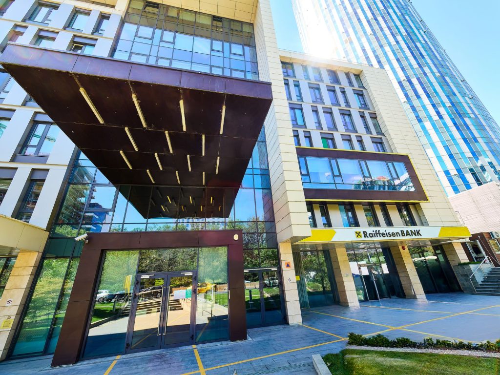 Raiffeisen Bank lansează funcționalitatea care schimbă regulile în mobile banking: control complet asupra plăților recurente și a abonamentelor direct din aplicație