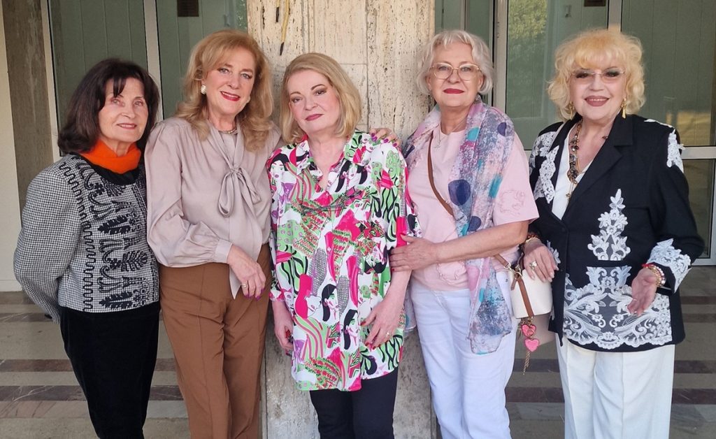 Mari doamne ale muzicii românești, reunite la Brăila. Corina Chiriac, Stela Enache, Luminița Anghel și Anca Țurcașiu, momente emoționante și apariții elegante