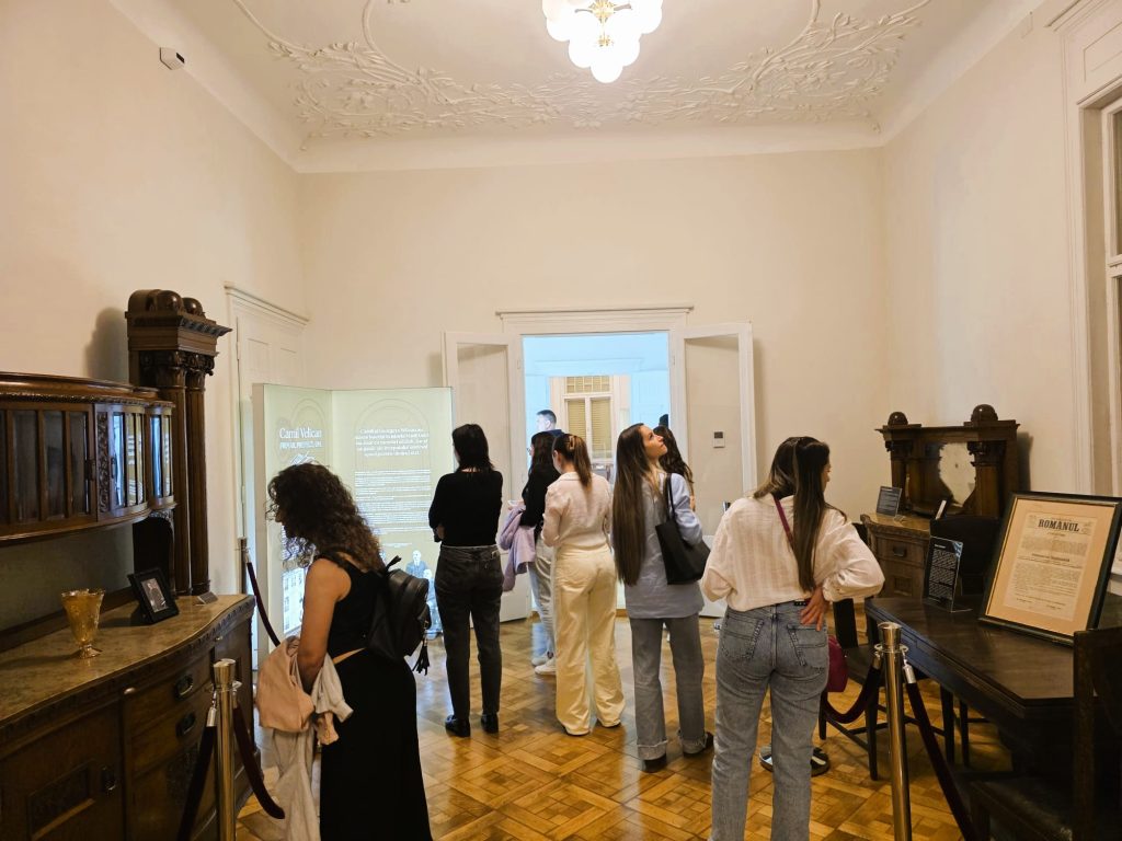 Alba Iulia a vibrat la Noaptea Muzeelor: mii de vizitatori în Cetate