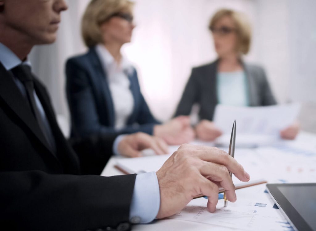 Consultările cu Ministerul Educației și sindicatele din învățământ privind noul proiect al Legii salarizării au loc joi, 28 mai