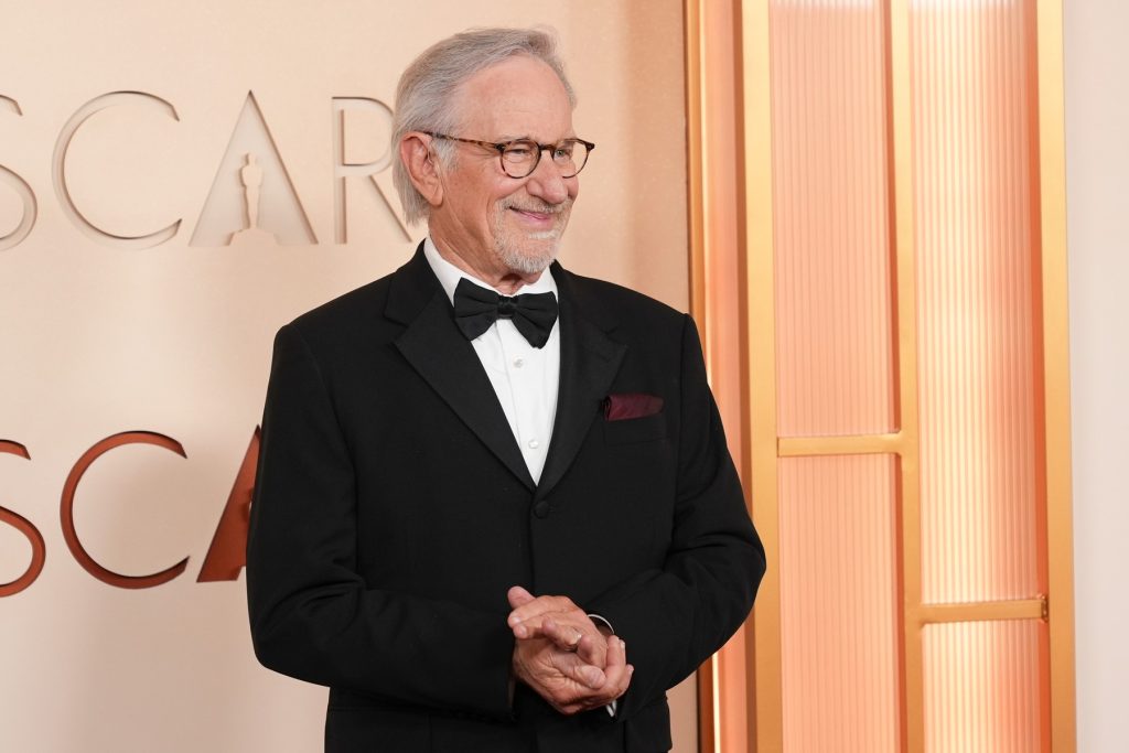 Avertismentul lui Steven Spielberg privind AI: „Nu cred că există un substitut pentru suflet”