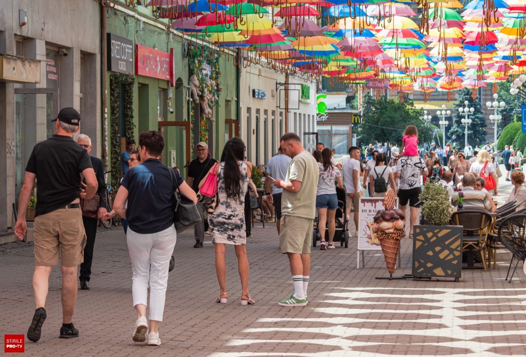 Motivele pentru care trei din zece români cred că anul 2026 va fi mai dificil decât 2025- Studiu