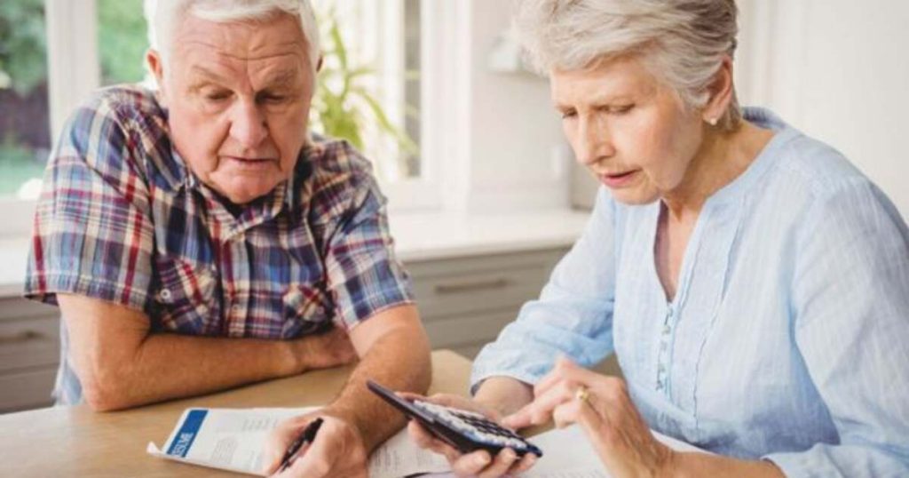Noi reguli privind contribuția la sănătate pentru pensionarii din diaspora