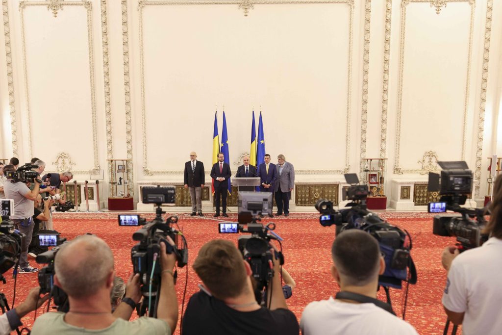 Legea salarizării, reforma care poate aprinde sectorul bugetar. Grile, sporuri și ierarhii, schimbate rapid, în plină criză politică