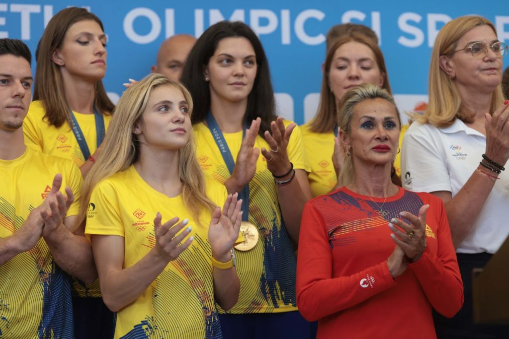 Antrenoarea Camelia Voinea a fost suspendată de Federația Română de Gimnstică