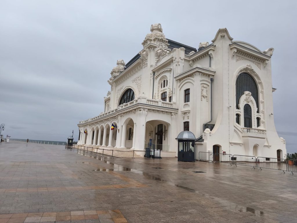 Vreme instabilă în Dobrogea și pe litoral. Va ploua, iar vântul va fi alert