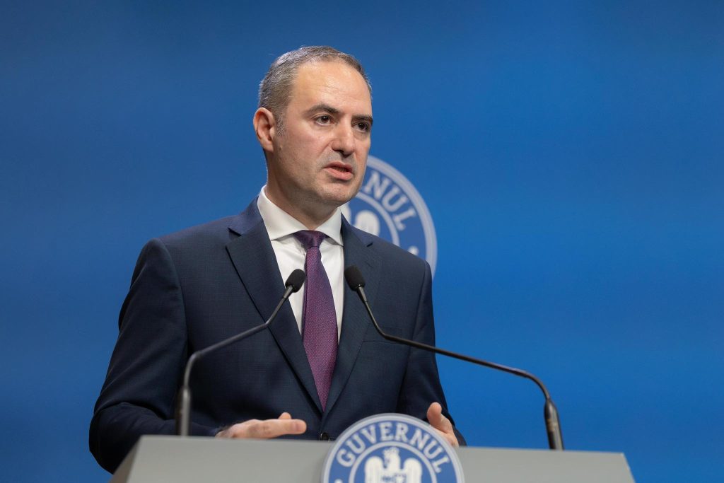 Legea salarizării în 2027: Cine primește bani în plus