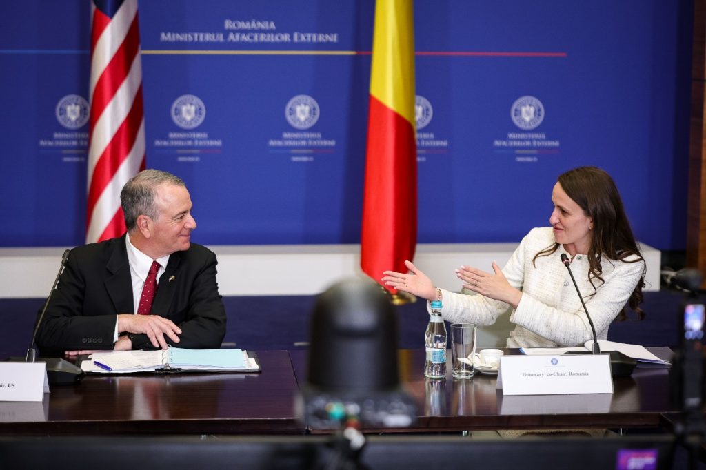MAE: Finalizarea procedurilor necesare pentru intrarea în vigoare a Acordului în domeniul securităţii sociale între România şi Statele Unite ale Americii