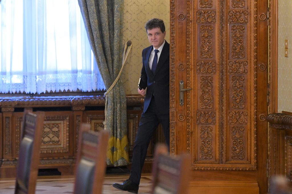 Ciucu, despre consultările cu președintele Nicușor Dan: Surprins și îngrijorat l-am găsit. Ne-a întrebat cum ni se pare varianta unui tehnocrat și i-am răspuns că proastă. Am mai văzut filmul acesta când a fost Dacian Cioloș premier