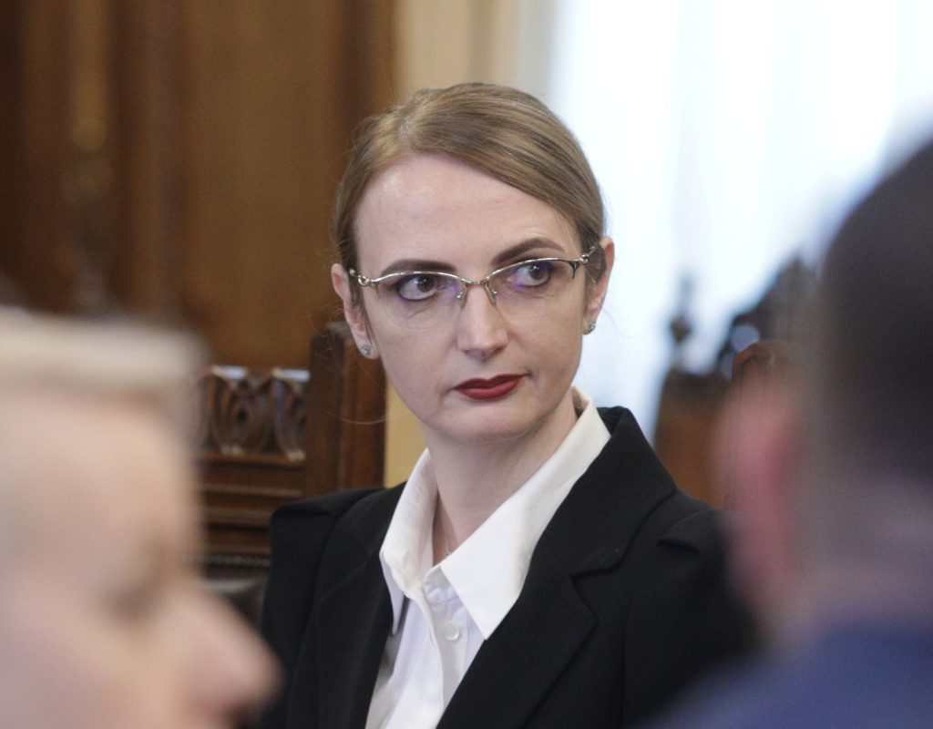Șefii Justiției au decis, în secret, că magistrații își păstrează diurnele uriașe, deși Guvernul Bolojan le-a plafonat pentru toți bugetarii
