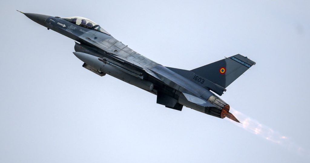 Prima reacție a NATO după ce un avion F-16 românesc a doborât o dronă în spaţiul aerian al Estoniei