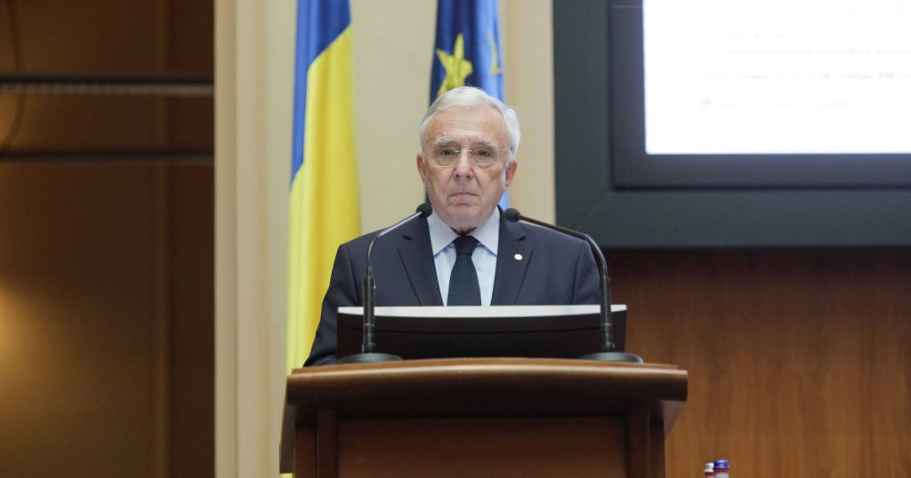 „S-ar putea să nu mai fim în toamnă chiar campioni la inflaţie”. Mugur Isărescu: „Ne trebuie însă guvern în mod clar”