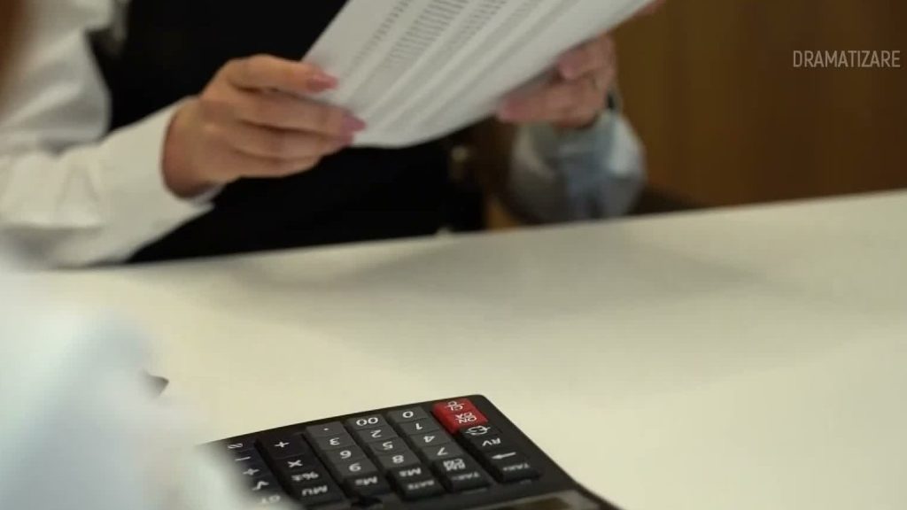 VIDEO Românii, tot mai dependenți de creditele de nevoi personale