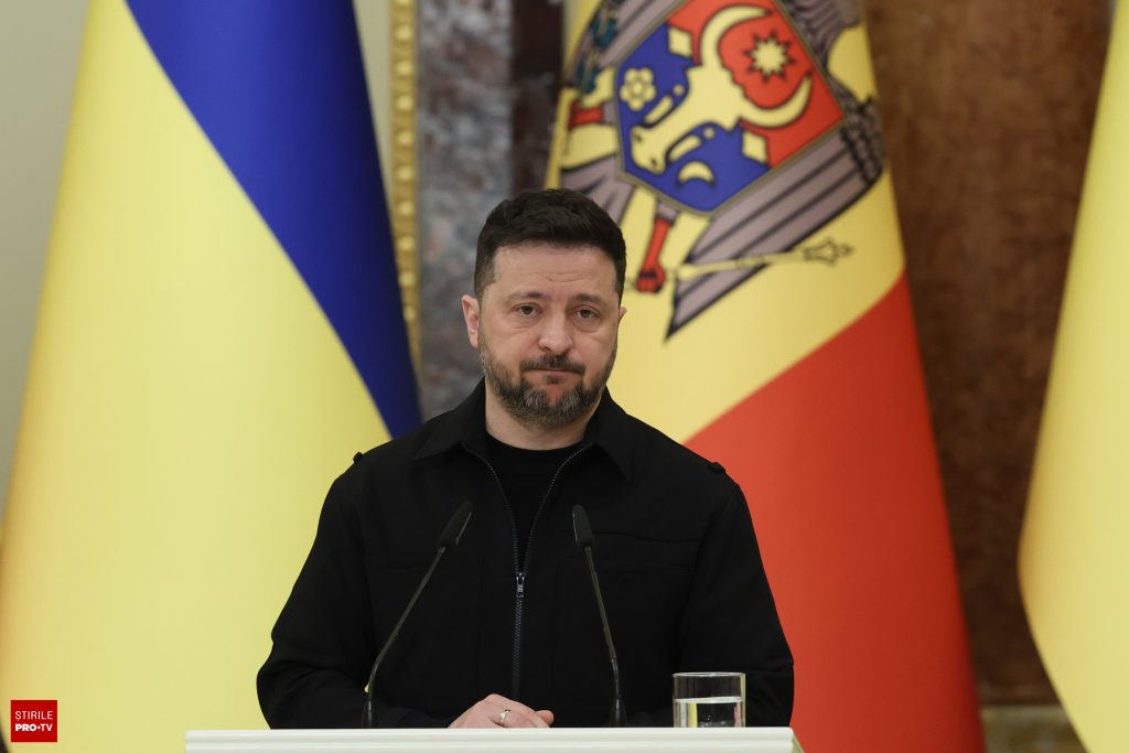 Volodimir Zelenski a denunţat bombardamentele ruseşti şi îl acuză pe Putin că vizează clădiri rezidenţiale