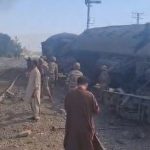 Atac cu bombă asupra unui tren în Pakistan, soldat cu 24 de morți