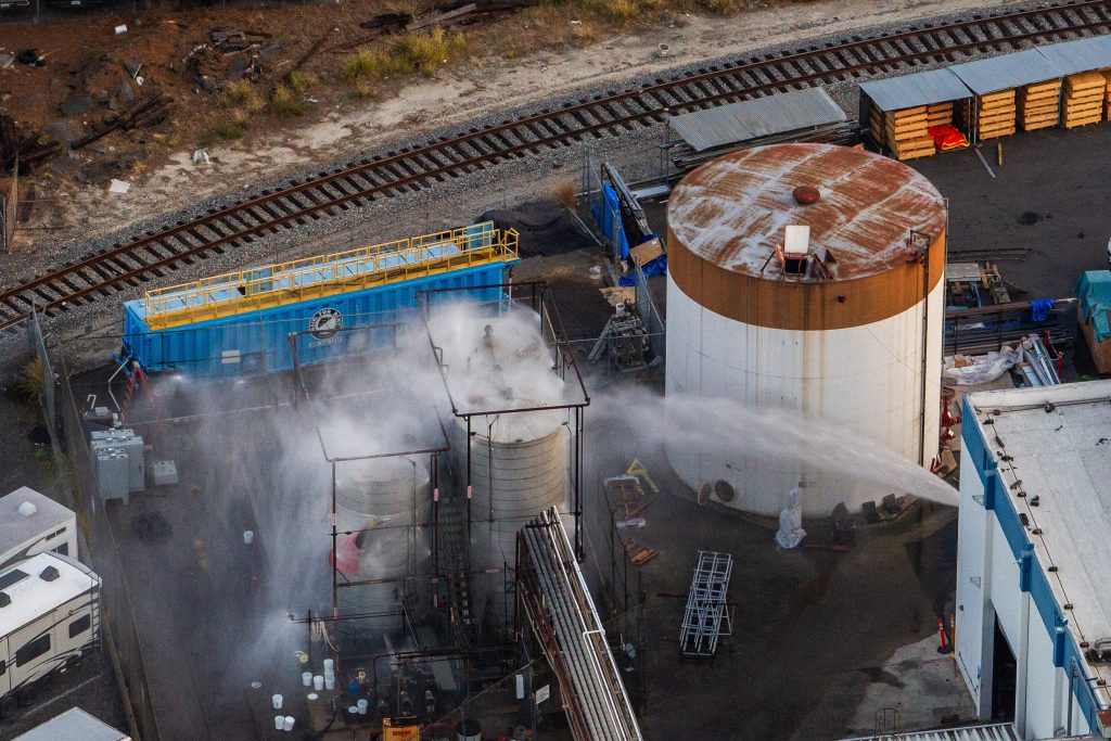 Alertă în California din cauza rezervorului chimic care riscă să explodeze. Guvernatorul declară stare de urgenţă. Anunțul MAE