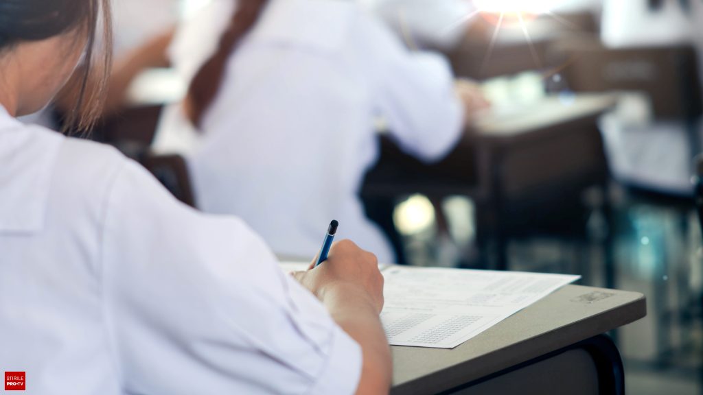 Începe Evaluarea Națională pentru elevii de clasa a IV-a. Ei susțin proba la Limba română
