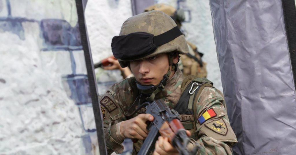 Se întoarce armata obligatorie? Semnalul de alarmă tras de un general NATO: „Dacă acest test eșuează, clasa politică trebuie să decidă”
