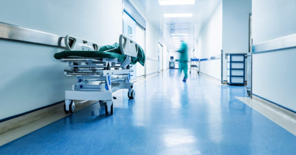 CNAS schimbă regulile după care pacienții pot fi tratați în privat pe banii statului. Ce prevede proiectul pus în transparență