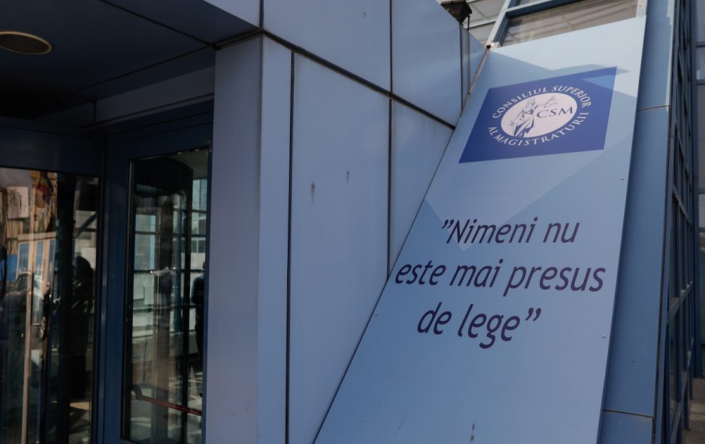 CSM și Parchetul General resping includerea magistraților în noul sistem de salarizare bugetară. Văd „consecințe asupra funcționării însuși statului de drept”!