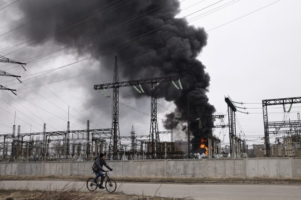 Ucraina ordonă evacuarea a mii de civili din regiunea Harkov. Temeri privind un avans al rușilor