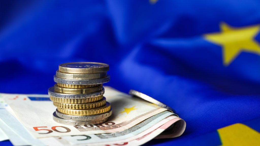 Rezervele valutare ale României au scăzut cu 785 de milioane de euro în luna mai