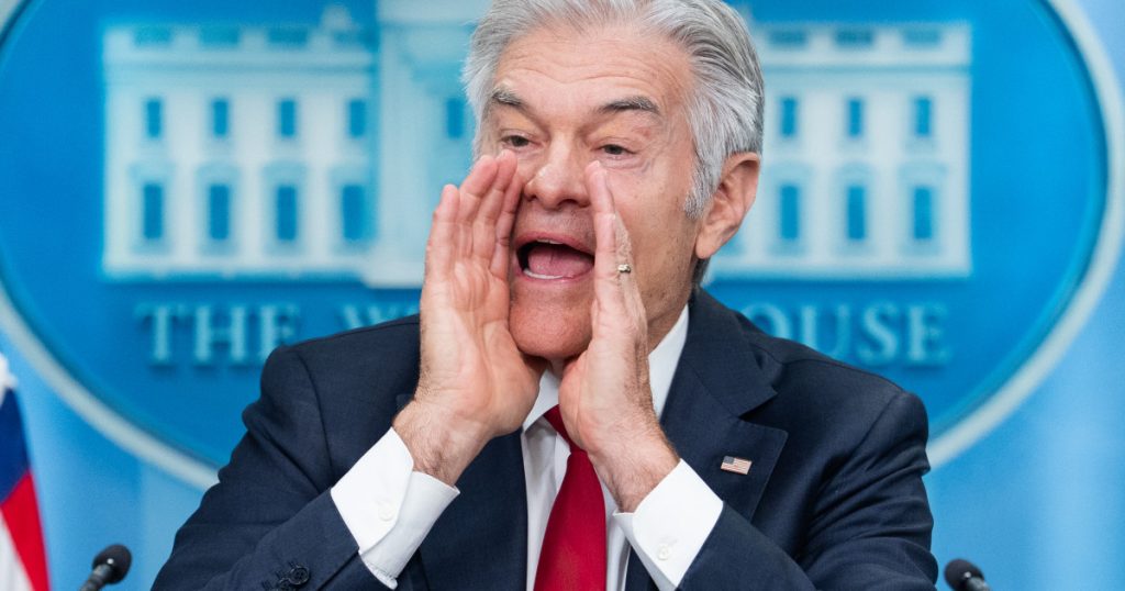 Dr. Oz: Trump are o sănătate „spectaculoasă”. Se duce atât de des la medic, pentru că „iubeşte rezultatele” obţinute la vizite