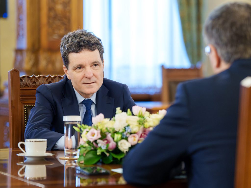 Nicușor Dan, discuții informale la Palatul Cotroceni cu liderii coaliției, în încercarea de a găsi o soluție guvernamentală