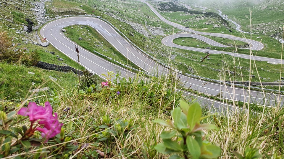 Căderi de stânci pe Transfăgărășan. Nu au fost victime