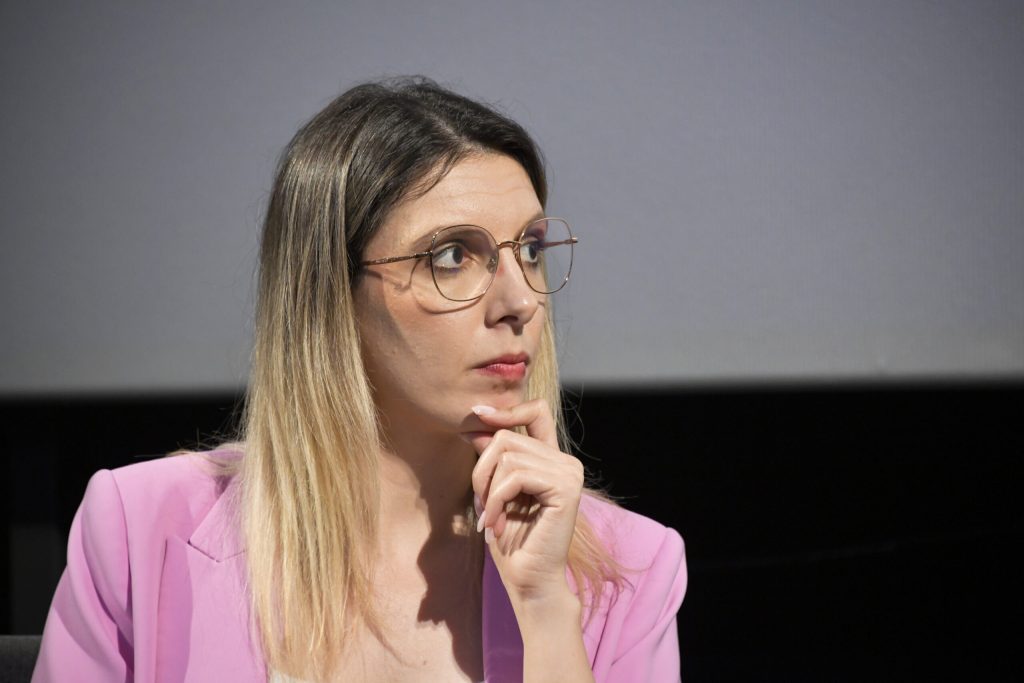 Diana Buzoianu a depus un proiect de lege împotriva balastierelor ilegale. Sancțiuni de până la 500.000 de lei și confiscare utilajelor