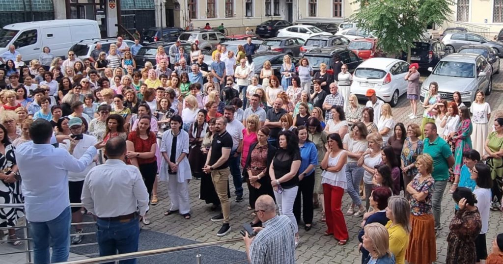 Protest la Finanțe: angajații din Minister și de la ANAF opresc lucrul între 08:00 și 16:00, nemulțumiți de legea salarizării
