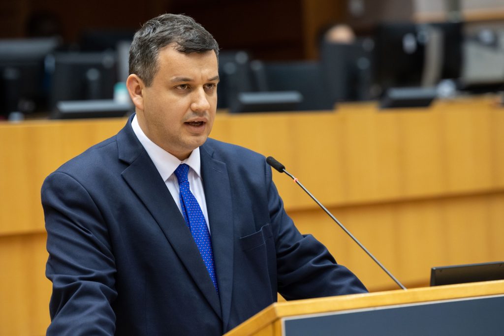 Ce urmează pentru Eugen Tomac. La ce trebuie să renunțe dacă devine premier, altfel ar fi în incompatibilitate
