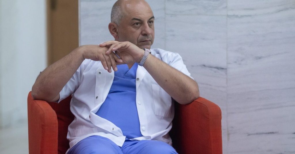 Lovitură pe scena politică! Un celebru medic argeșean ar urma să fie noul ministru al Sănătății
