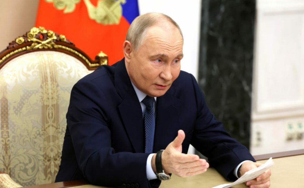 Dronele ucrainene îi dau bătăi de cap lui Putin. Kremlinul anunță întărirea apărării antiaeriene
