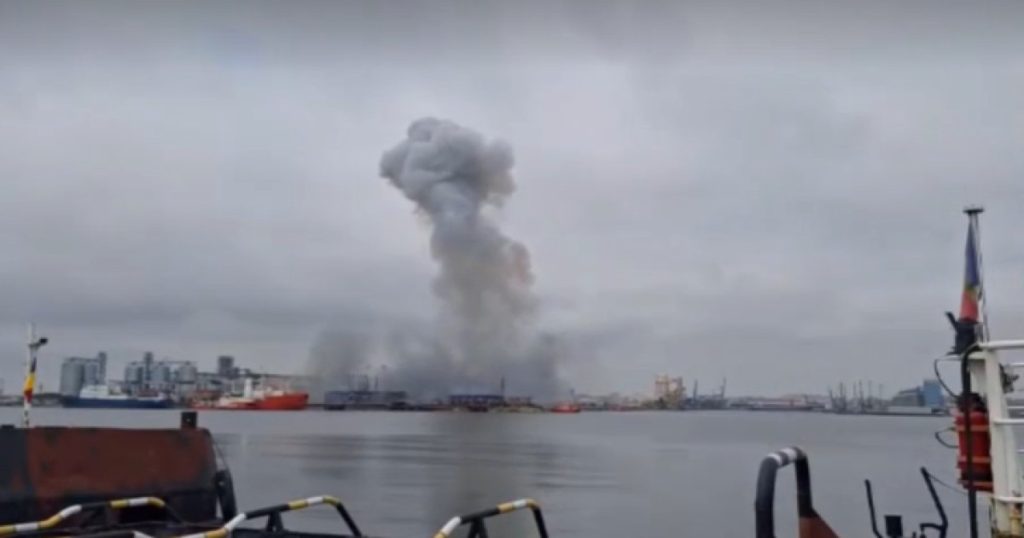 Explozia din Portul Constanța. MApN susține că o altă instituție are „responsabilitatea monitorizării traficului naval în Marea Neagră”