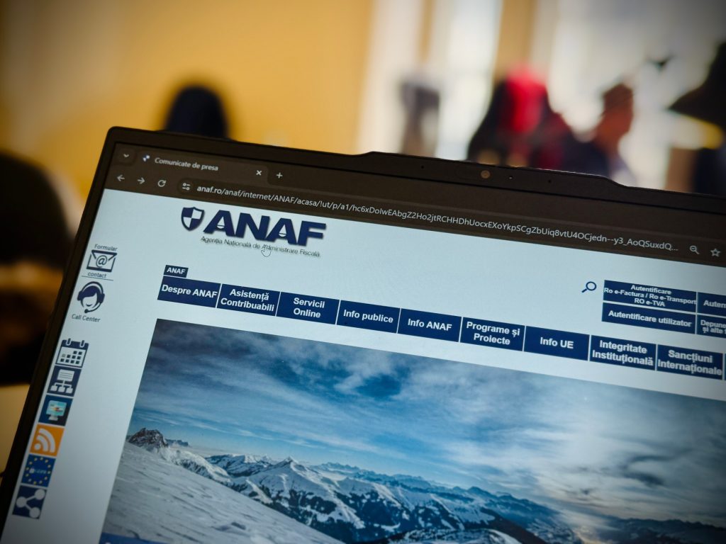 Posibile întreruperi ale serviciilor informatice în acest weekend, avertizează ANAF
