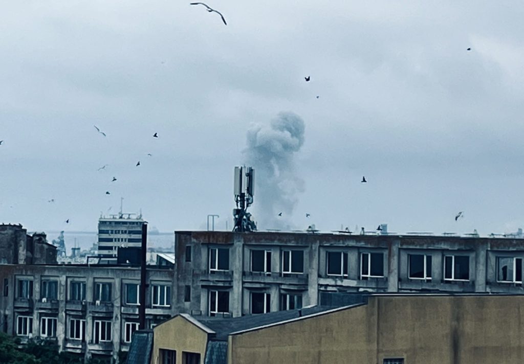 Prefect: O altă dronă a fost detonată în apele internaționale. Ar mai fi alte trei, rătăcite. Lider de sindicat: Drona a ajuns din greșeală doar în Portul Constanța