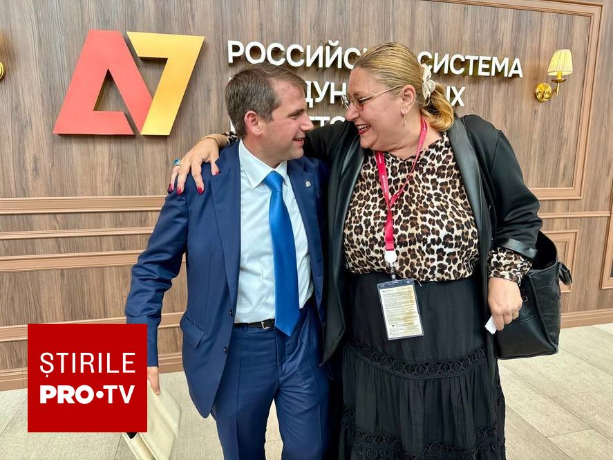Diana Şoşoacă și Ilan Şor s-au fotografiat la Sankt Petersburg. Ela prezentat-o ca „viitorul preşedinte al României libere”