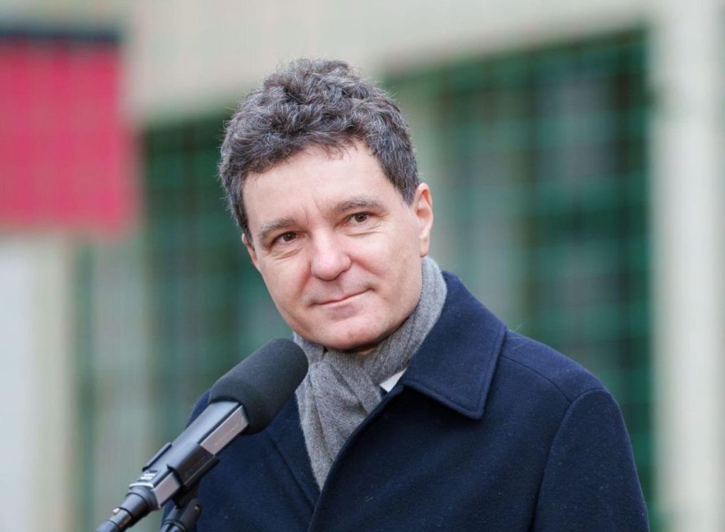 Nicușor Dan: În spaţiul public s-a înţeles greşit că această Lege a salarizării înseamnă creşteri de salarii pentru toţi bugetarii. Nu ăsta a fost scopul legii
