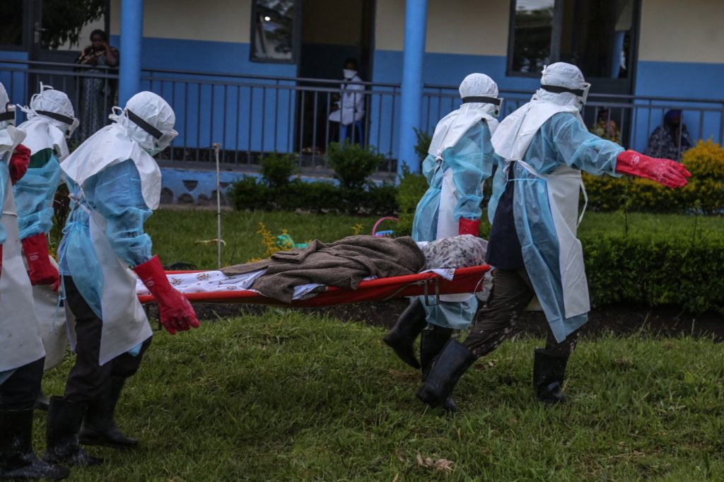 Câte cazuri de Ebola au fost confirmate până acum în Africa Centrală. Raportul OMS