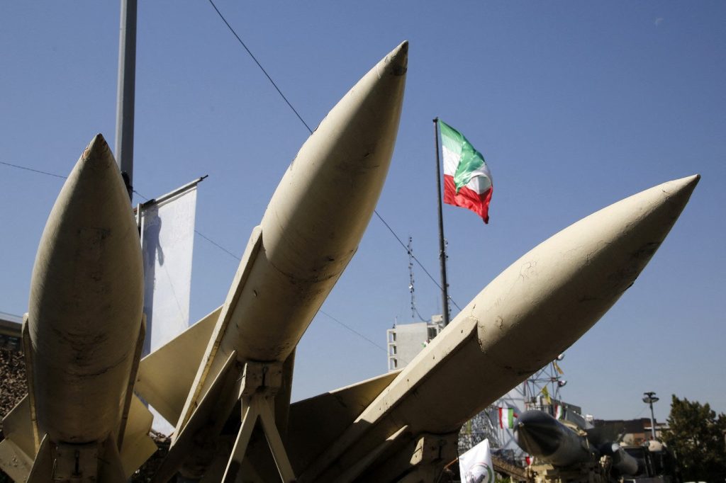 Israelul susține că Iranul a lansat rachete împotriva sa. Armata a activat sistemele de apărare