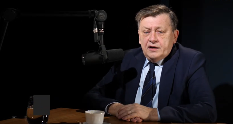Crin Antonescu: Nicușor Dan vorbește de parcă ar fi președintele Ucrainei