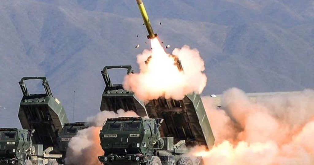 Taiwanul a organizat un exerciţiu cu muniție reală folosind lansatoare americane HIMARS, în premieră în apele din faţa strâmtorii