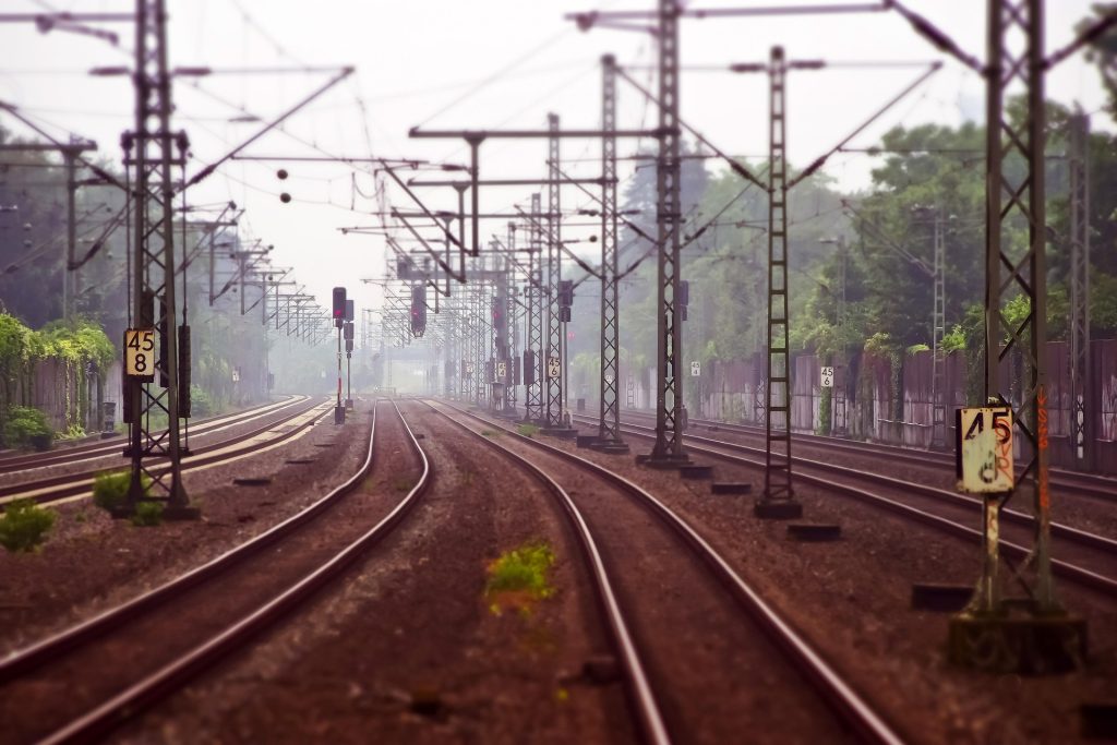 Haos în transportul feroviar din Franța. MAE avertizează românii