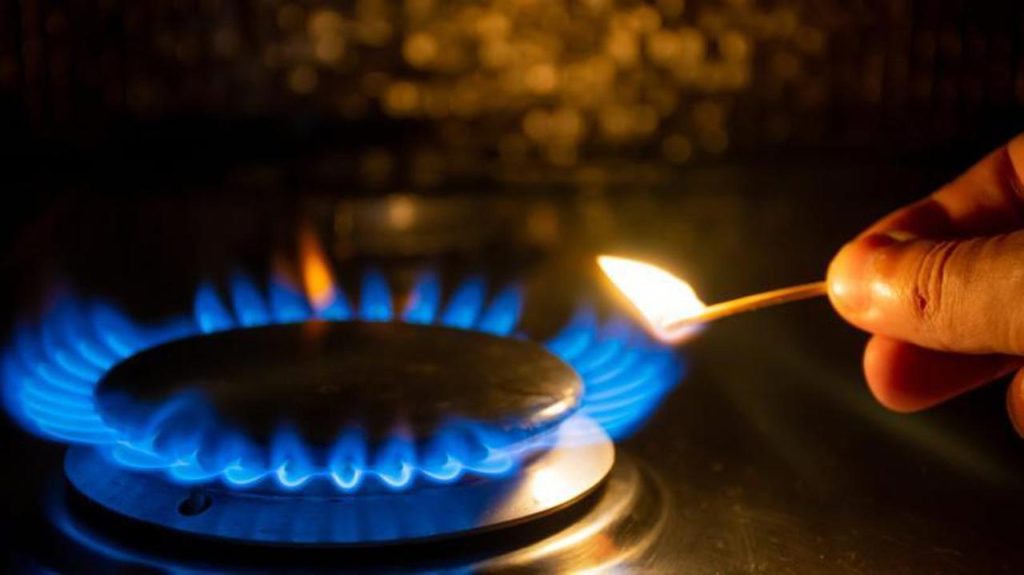 Consumul de gaze naturale s-a înjumătățit în luna mai. „Energocom” solicită transmiterea indicilor reali ai contoarelor