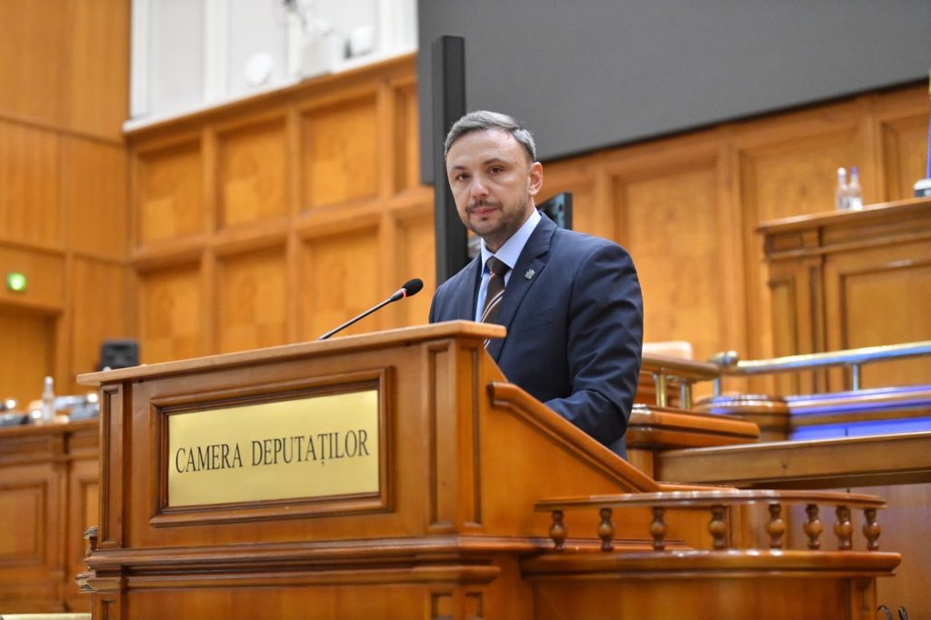 România dispare sub ochii noștri, prin migrație și natalitate scăzută, avertizează deputatul Dragoș Coman